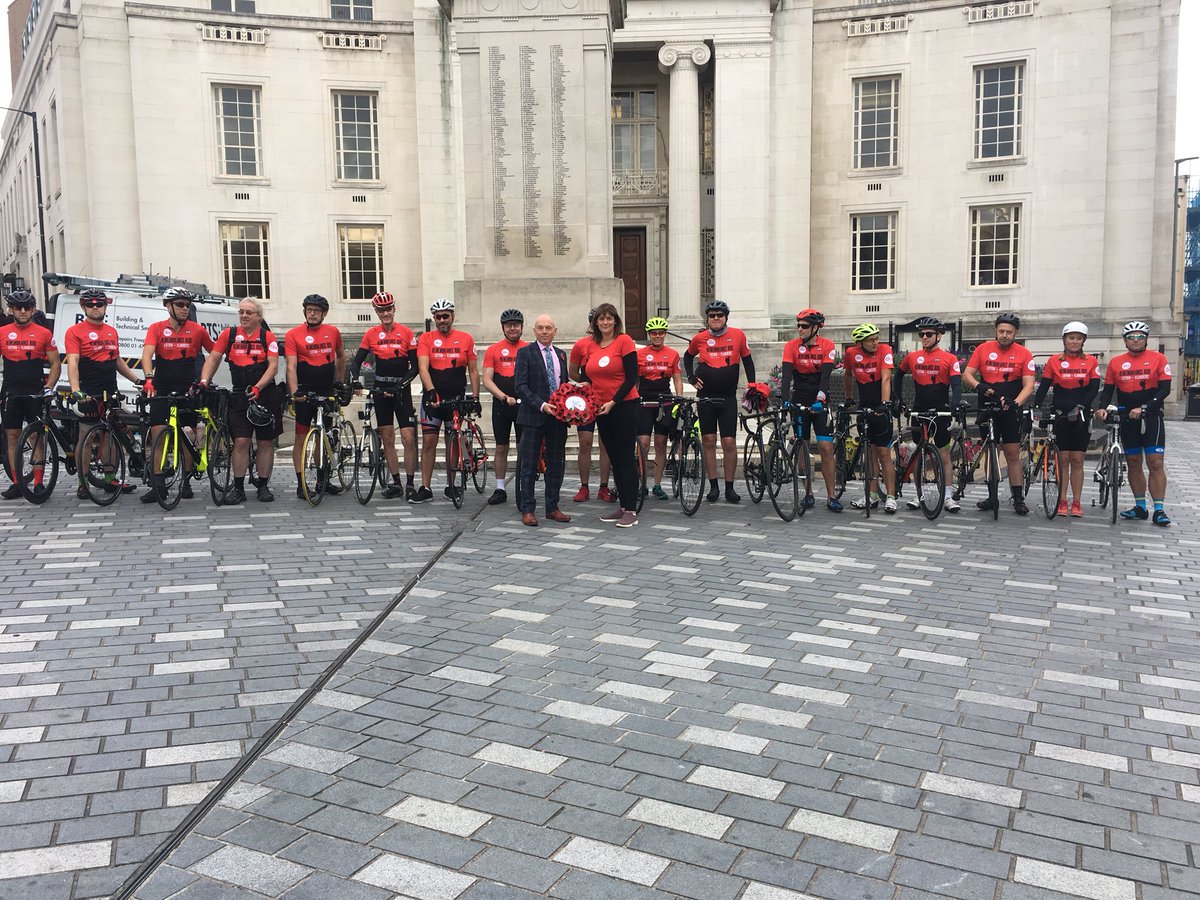 Love Luton tweet media