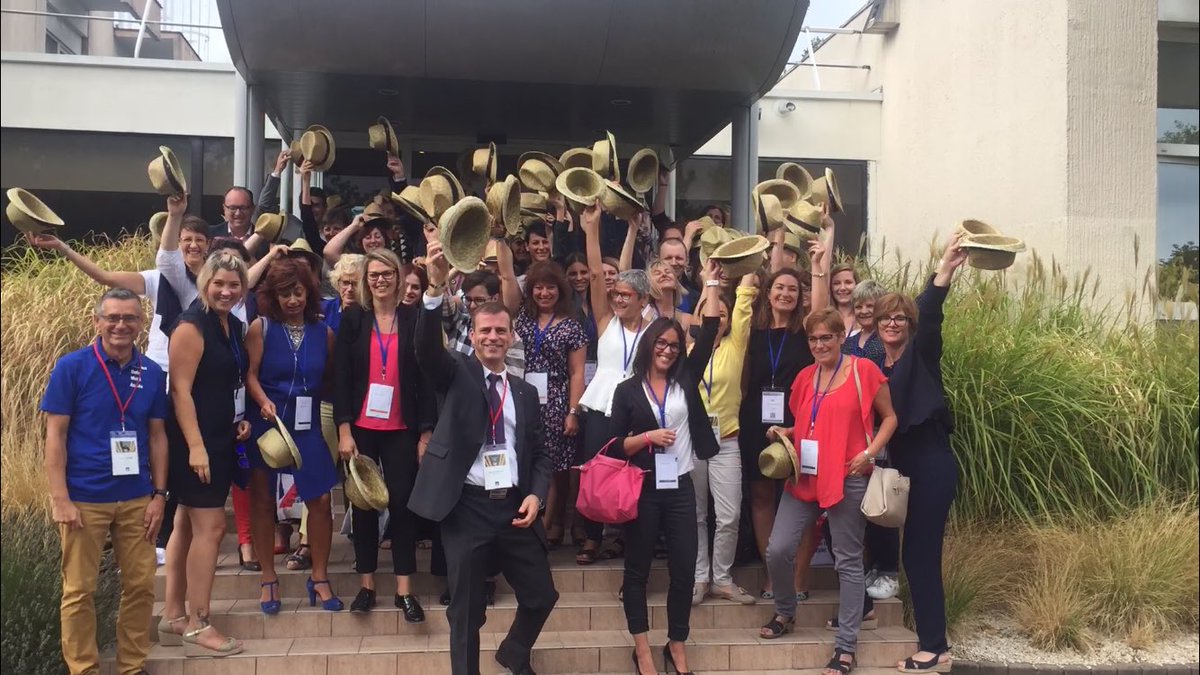 Très belle rencontre 100% collab à Orléans !!! #RencontresAXAOuest #agentsgeneraux #AXAOuest <a href="/llqfrance/">Loïc LE QUELLEC</a> @mathieu_godart <a href="/DambrevilleFlo2/">Dambreville Flore</a> @MarieSO___