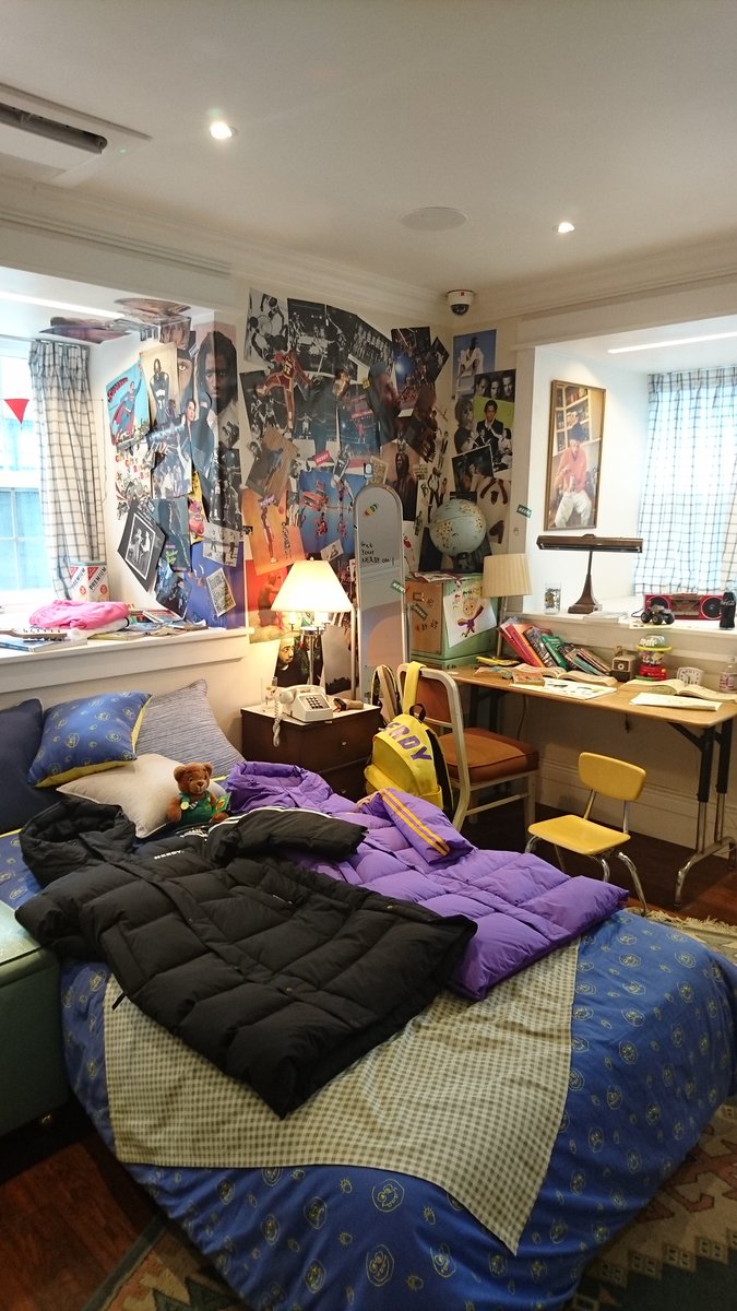 midori_westwood's tweet photo. Nerdy Flagship Shop finally 💕💕
#Nerdy #FlagshipShop https://t.co/ruOCHeI1GJ