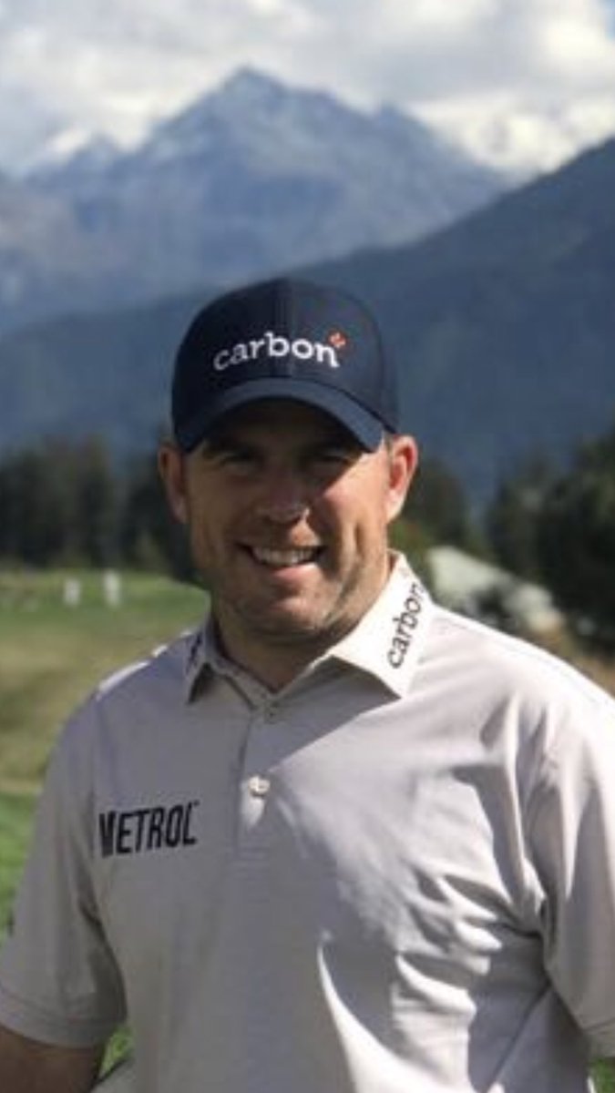 Hoping <a href="/RamsayGolf/">Richie Ramsay</a> goes well today wearing <a href="/CarbonFinancial/">Carbon</a> colours #blackandorange