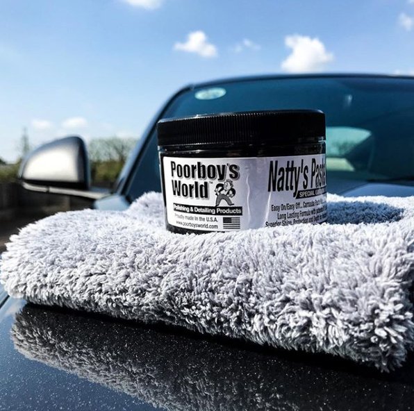 Poorboysworlduk's tweet photo. Metallic flake popping with Natty's Black 

Credit: https://t.co/ySIBudPs3k https://t.co/DqehYvgh6O
