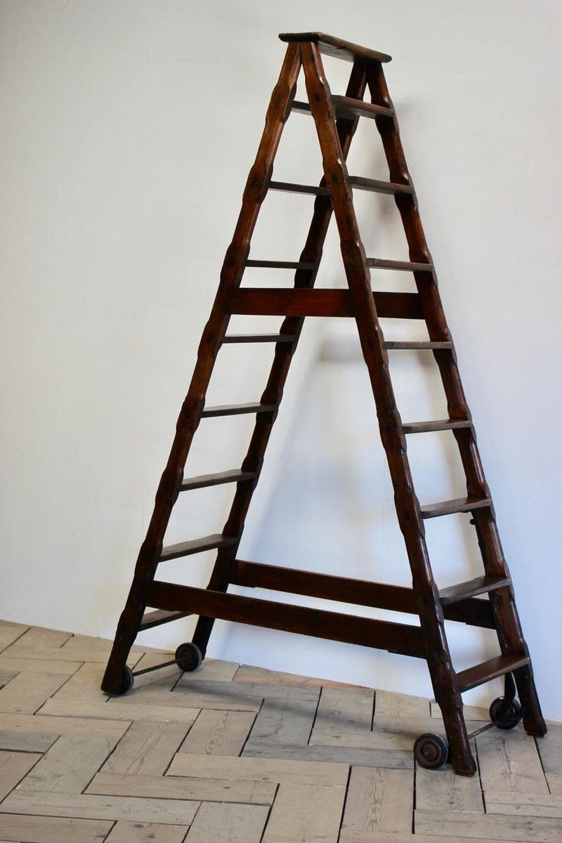 BrownriggUK's tweet image. Pair of 19th Century Oversized Pine Library Steps. Read More: bit.ly/2MrSD0p
#LibrarySteps #antiqueshop #furniture #19thCentury