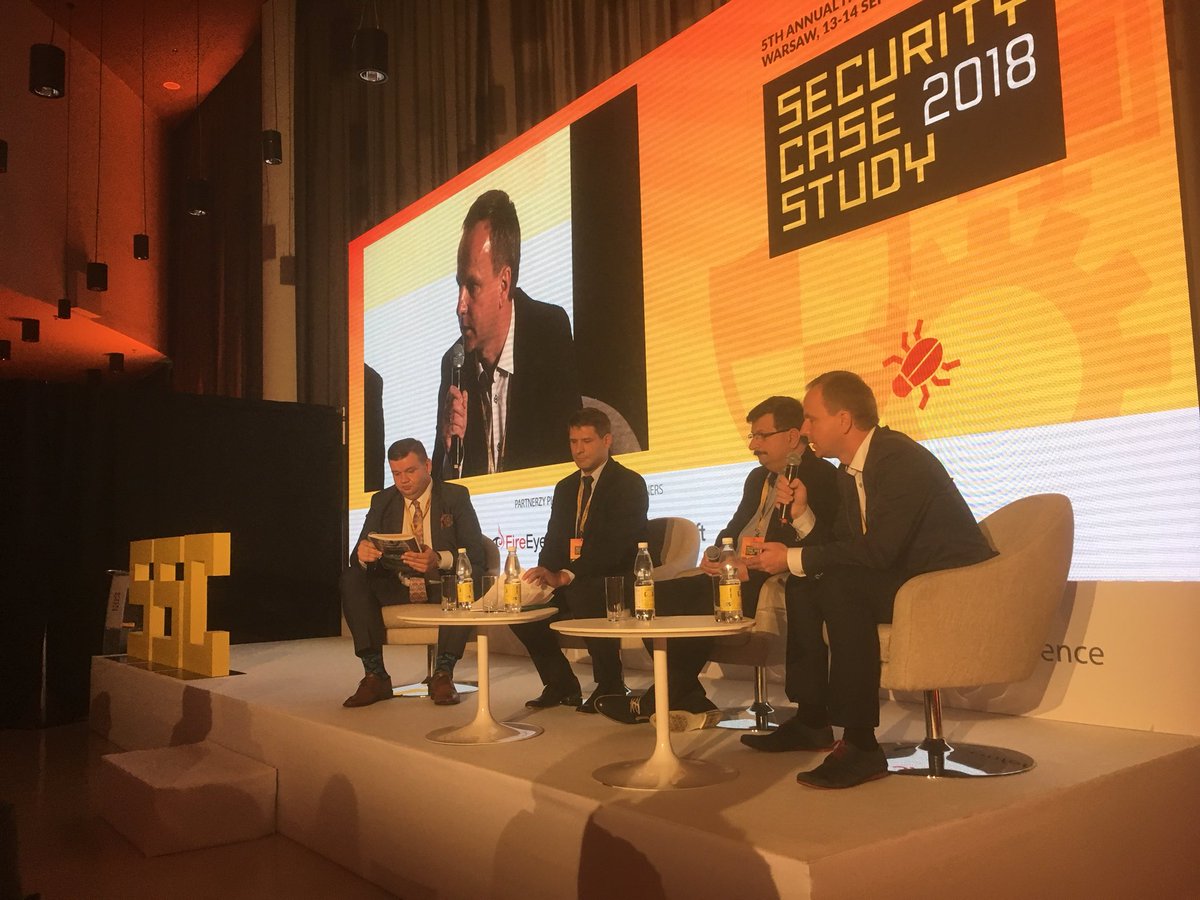 ada_maj_'s tweet image. Interesująca debata na @SCSconference -pierwsze doświadczenia związane z #RODO :Tomasz Soczyński @UODOgov_pl, Tomasz Szczygieł @DEKRA, Andrzej Partyka @RSA, @cypriangutkowsk @cybsecurity_org 35 min za krótko na tak ciekawy temat obecnie #SecurityCaseStudy #SCSconference #SCS2018