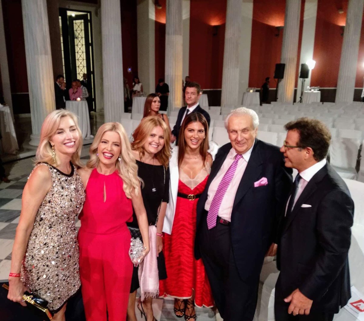 ETSIKRIKA's tweet photo. Παρουσίαση προγράμματος @ALPHA_TV . Καλή μας επιτυχία!!! #alphanewseason #alphaprogramme #alphafamily https://t.co/ukCwZGa9dO