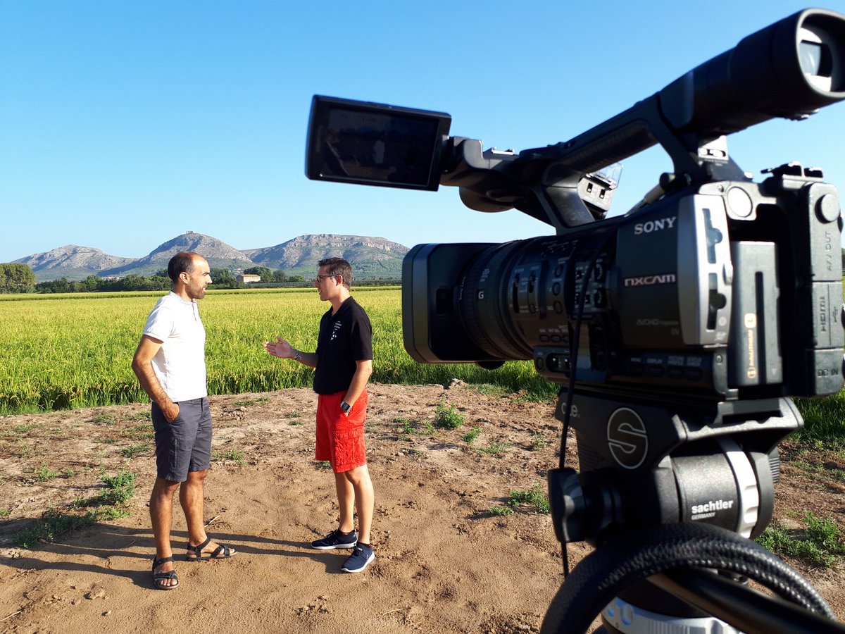 MdlMediterrania's tweet photo. Aquest matí hem estat amb els amics de @olotelevisio per gravar un programa sobre l'Empordanet - Baix Ter. A partir de l'octubre "Paisatges encreuats" a la Xarxa de Televisions Locals https://t.co/jeaRJ7rUlk