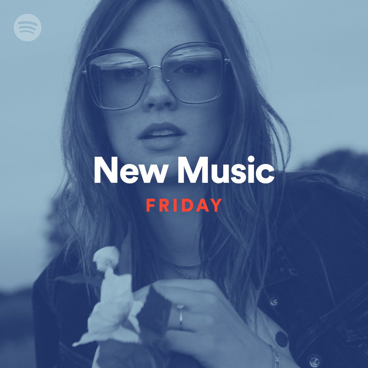 De nieuwe single van <a href="/MAAN/">MAAN</a> is er een om bij weg te dromen. Luister naar ‘Lief Zoals Je Bent’ in #NewMusicFriday. spoti.fi/2vfUAHv