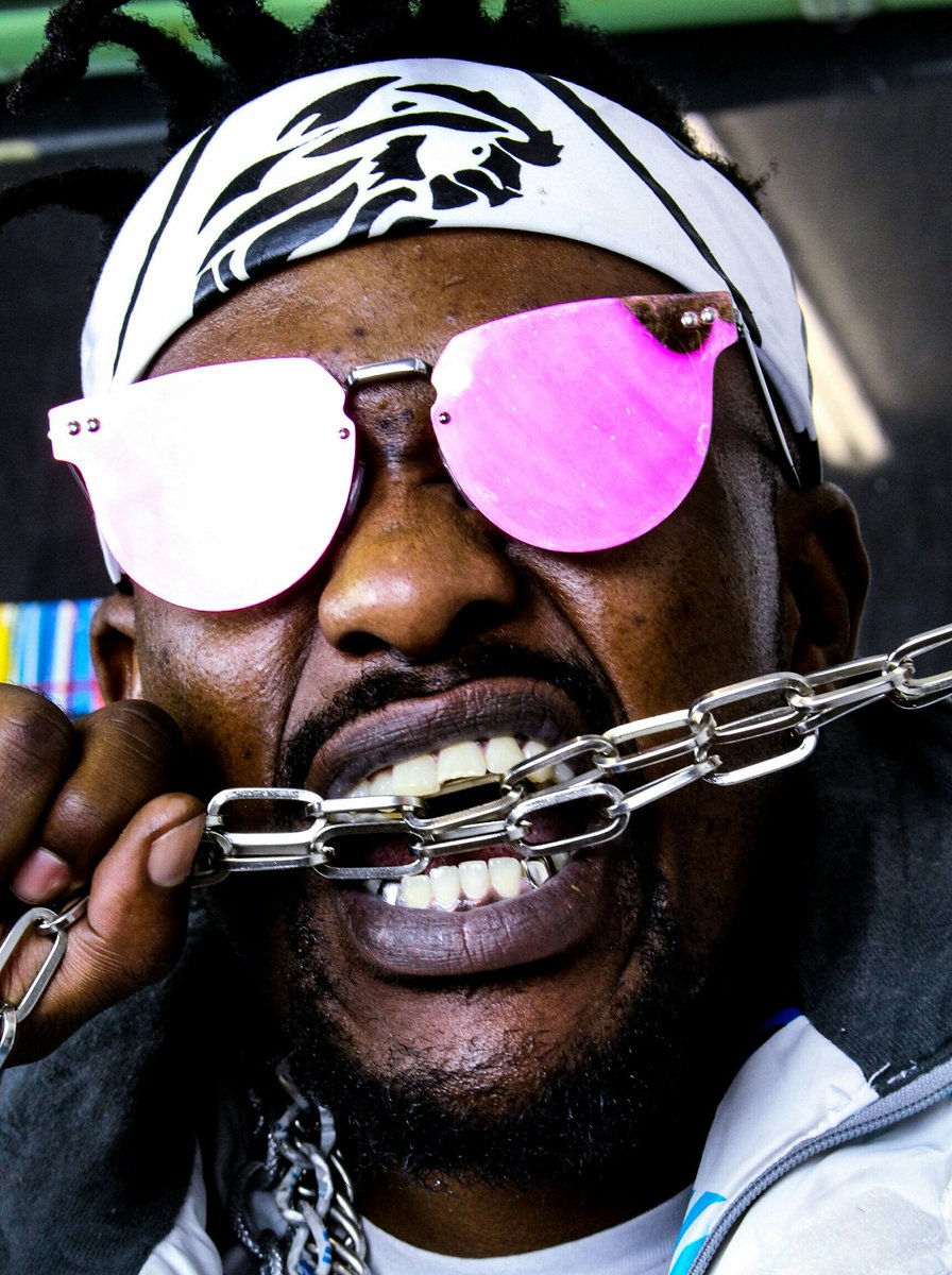 Hazard_RSA's tweet photo. I Aint Ugly Just Broke, Wait Til I Get My Money Right.
๐ธ:@martinbouwers
.
.
.
#HazardRSA #RadioactiveEp #ComingSoon #African #Independent #Artistsoninstagram #HipHop #Trap #Music #Chains #Grinding #Hustle & #Flow #Friday #Johannesburg https://t.co/Xn6sQm9bmq