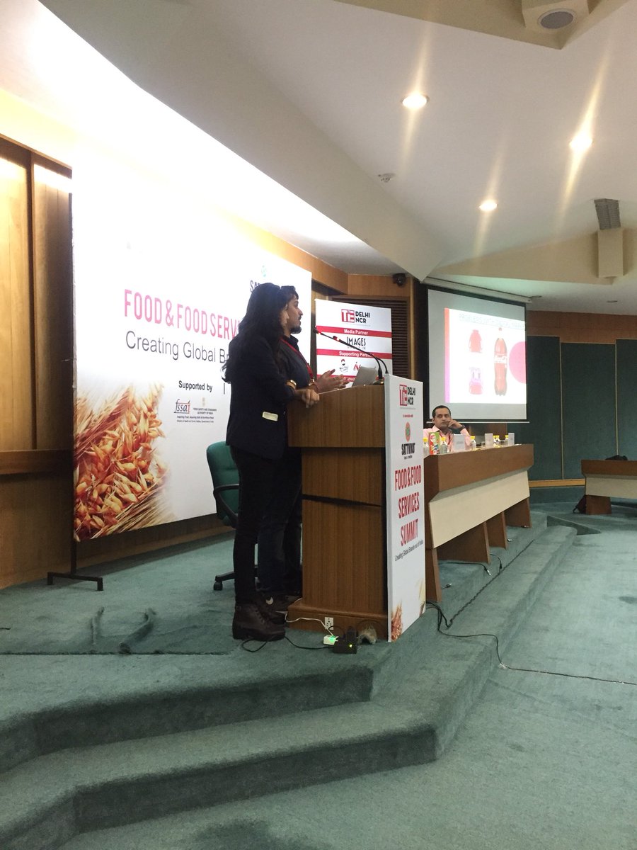 #StartUpShowcase at #TiEFoodSummit2018 <a href="/4PMBar/">4PMBars</a> <a href="/Tpot_Cafe/">tpot</a> #FreeStandSampling @kokostark18