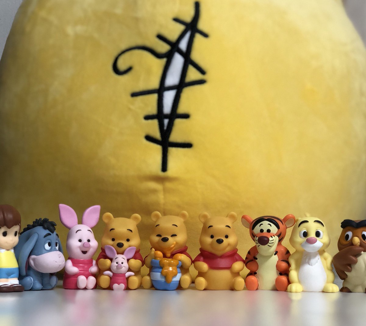 Twitter पर ヴィレッジヴァンガード本厚木ミロード くまのプーさん情報 100エーカーの森から飛び出してきたくまのプーさんとその仲間たちが指人形になって本厚木にやってきたよ 1つ450円です どれが出るかはお楽しみ どれも可愛くて全部揃えたくなっ