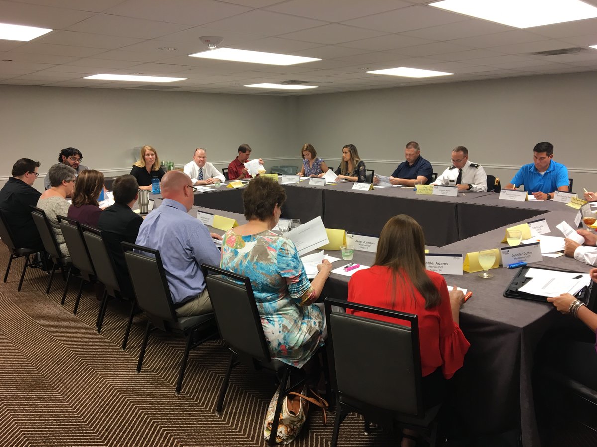 TEA Deputy Commissioner of Educator & System Support Martin Winchester led panel discussions yesterday with the Texas Elementary and Secondary Regional Teachers of the Year. We thank these educators for their excellent work teaching in Texas public schools. #txed #txtoy @tasanet