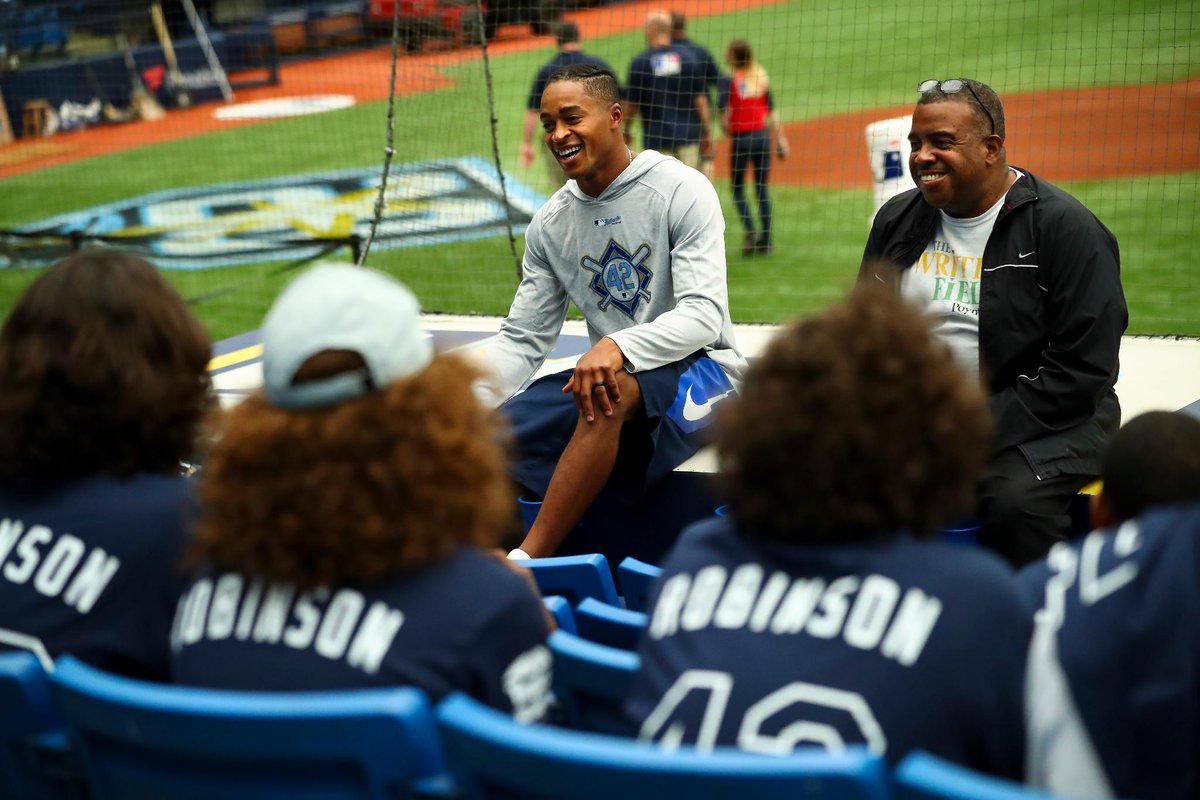 RaysBaseball's tweet photo. The #MallexEffect extends beyond the diamond, and into the community. Let's show him some appreciation!
VOTE // https://t.co/XYnoAmam7M https://t.co/sjCILj19CW