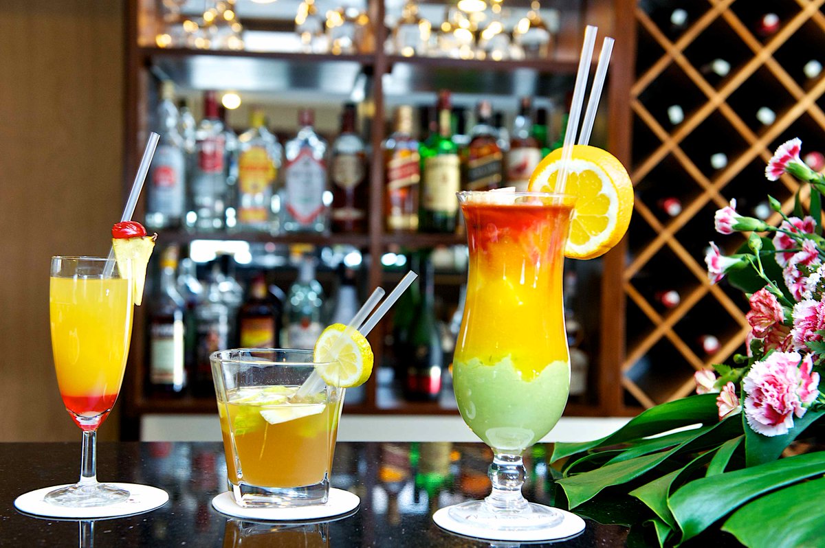 TreetopsLodgeKE's tweet photo. We are ready for the weekend, how about you? 
#Cocktails #TreetopsLodge https://t.co/y7scHCwfkp
