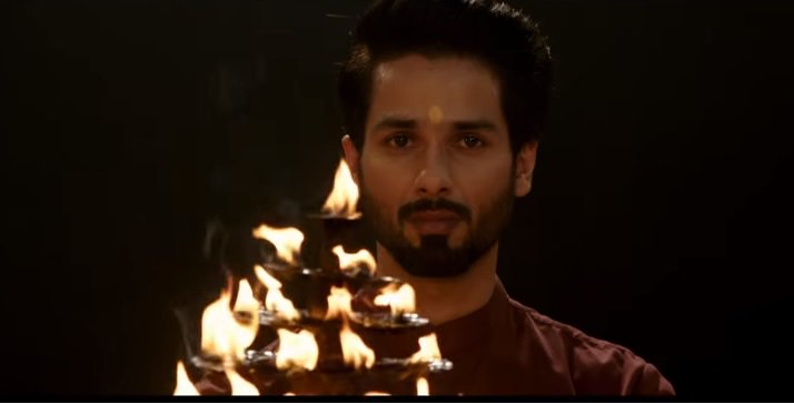 SheenaForShahid's tweet photo. #BGMCTrailer https://t.co/5ow8pcJKg2
#GoldTamba https://t.co/JBPDNOdHrw #DekhteDekhte https://t.co/SjRIHhJeXm
#HardHard https://t.co/cvrwWjzUGW #HarHarGange https://t.co/y3SYBp5Hr2 @shahidkapoor @ShraddhaKapoor BATTI GUL IN 7 DAYS #BattiGulMeterChalu @ShreeNSingh https://t.co/sBmPI61nCr