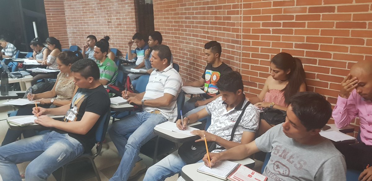 alejarub's tweet image. Apoyando esta semana a los estudiantes algebra,trigo y geometria analitica atraves de encuentros sincronicos como #CIPAS y #webconferences @cienciasunad @jaalesc de todos los programas de la @UniversidadUNAD @unadibague  @ECBTI_IBAGUE