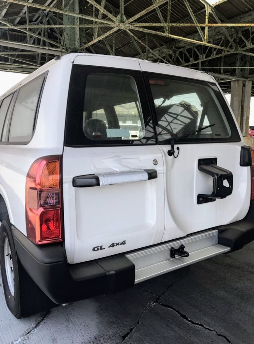 new nissan patrol on Lorry Boys Limited On Twitter For Sale New 2014 Nissan Patrol Gl With 4 2 Litre Diesel Engine Location Mombasa Kenya Price 19 000 Cif For More Information Sales Lorryboys Com Nissanpatrol Https T Co Zpeuv9aheo