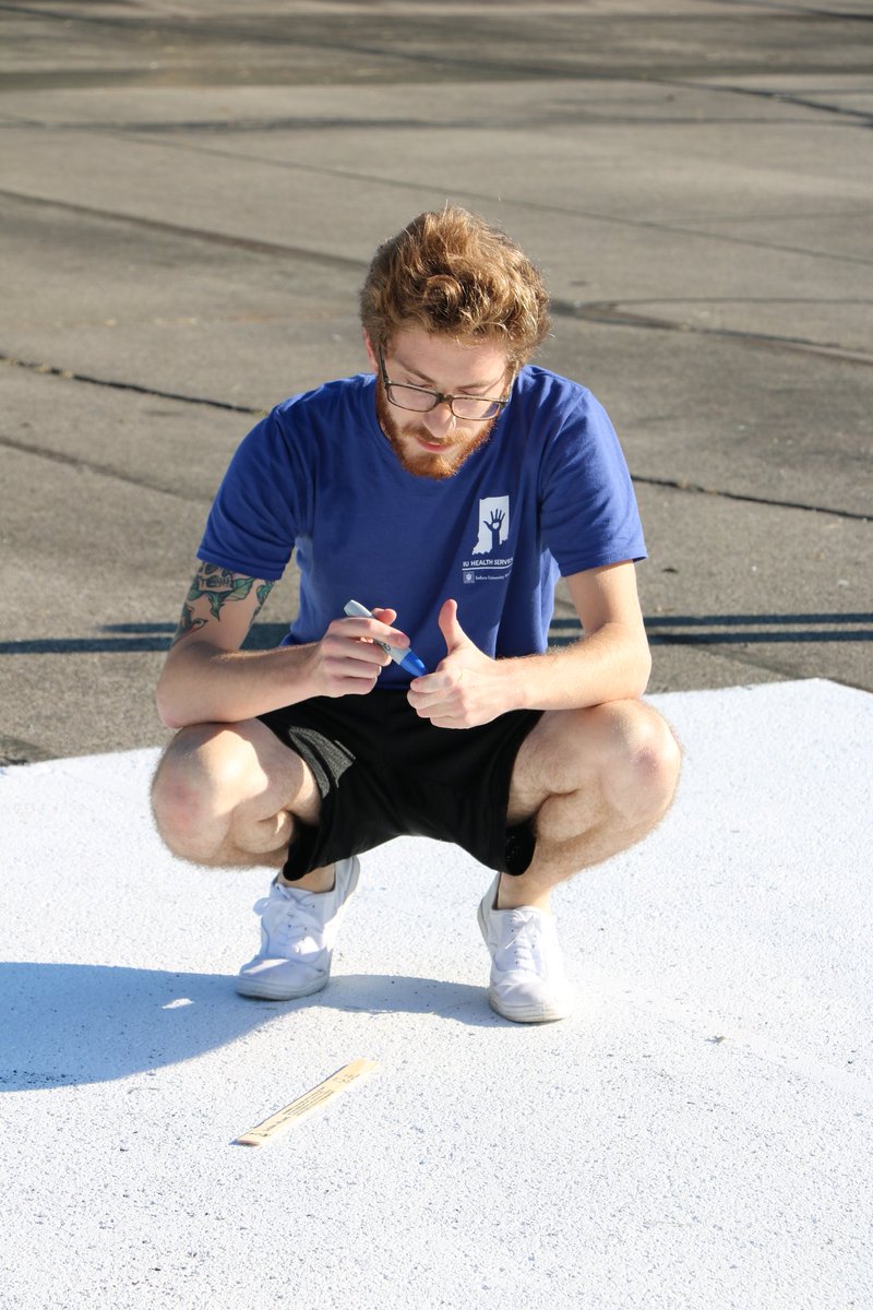 IUHealthECR's tweet image. The IU Health Ball crews are out sprucing up the @CityofMuncie parks today for #DaysofService. The PR and Transformation teams are at Thomas Park creating an interactive mural on the old tennis courts.