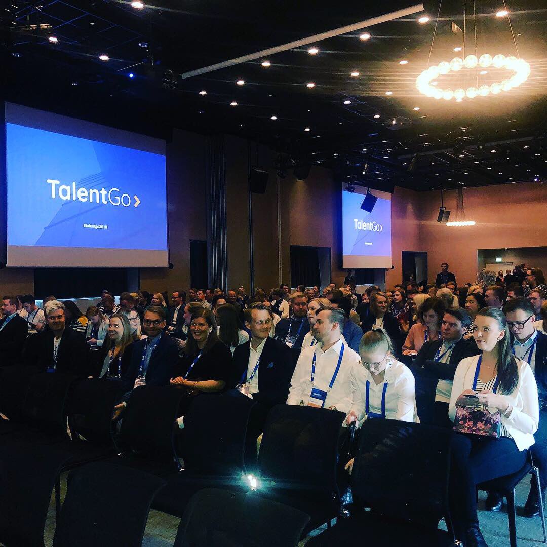 Tietoevryfi's tweet photo. #Talentgo2018 täydessä käynnissä yhdessä @FYP_network, @SuomenEkonomit, @TEK_akateemiset sekä monen muun yrityksen kanssa. Urakehitys, oppiminen, itsensä kehittäminen ja ymmärtäminen upean tapahtuman keskiössä! Hienoa olla mukana! https://t.co/eYuzEWsSti