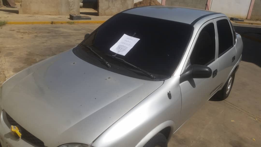 enlaccicpc_intt's tweet image. #CICPC-INTT CORO, realizó el decomiso del vehículo Clase AUTOMÓVIL, Marca CHEVROLET, Modelo CORSA, año 2002, color PLATA, placa JAJ25I, el cual presenta irregularidades en sus seriales identificativos. @DouglasRicoVzla @PRENSACICPC @CICPCPREVENCION