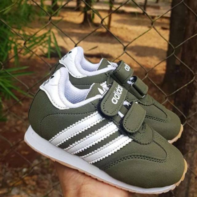 Saya menjual Adidas Army kids seharga Rp90.000. Dapatkan produk ini hanya di Shopee! shopee.co.id/laisa_amalin/1… #ShopeeID