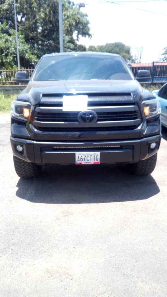 enlaccicpc_intt's tweet image. #CICPC-INTT SAN FELIX, realizó la recuperación del siguiente vehículo Clase: Camioneta,Tipo: Pick UP, Marca: Toyota, Modelo: Tundra, Color: Azul, Placa: A67CT1G, Año: 2014, el cual al ser verificado presentó el status SOLICITADO.@DouglasRicoVzla @PRENSACICPC @CICPCPREVENCION