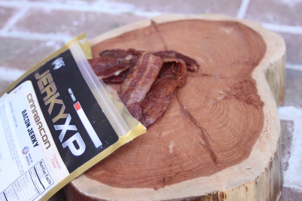 JerkyXP's tweet photo. Back by popular demand... The $4.99 Bacon Jerky sale! Grab a bag of Bacon for $4.99ea (originally $8.99)! 

https://t.co/6drhXDQDEq 🎮🐮 https://t.co/yT84Gz23VA