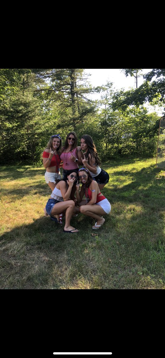livcorreira's tweet photo. Happy 18th to my forever friend. I’ll never get sick of your 6 am FaceTime calls haha I love you so much bff. @jillkelleyy https://t.co/XnXPxdvG9E