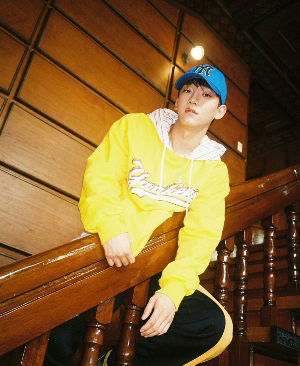 snowboltPH's tweet photo. [OFFICIAL] 180914 mlbkorea Instagram Update with #CHEN: "MLB X EXO – CHEN" (2/2)

#EXO
#weareoneEXO
#EXOPLANET 
#EXO_ComingSoon
@weareoneEXO https://t.co/CWYAANjzUn