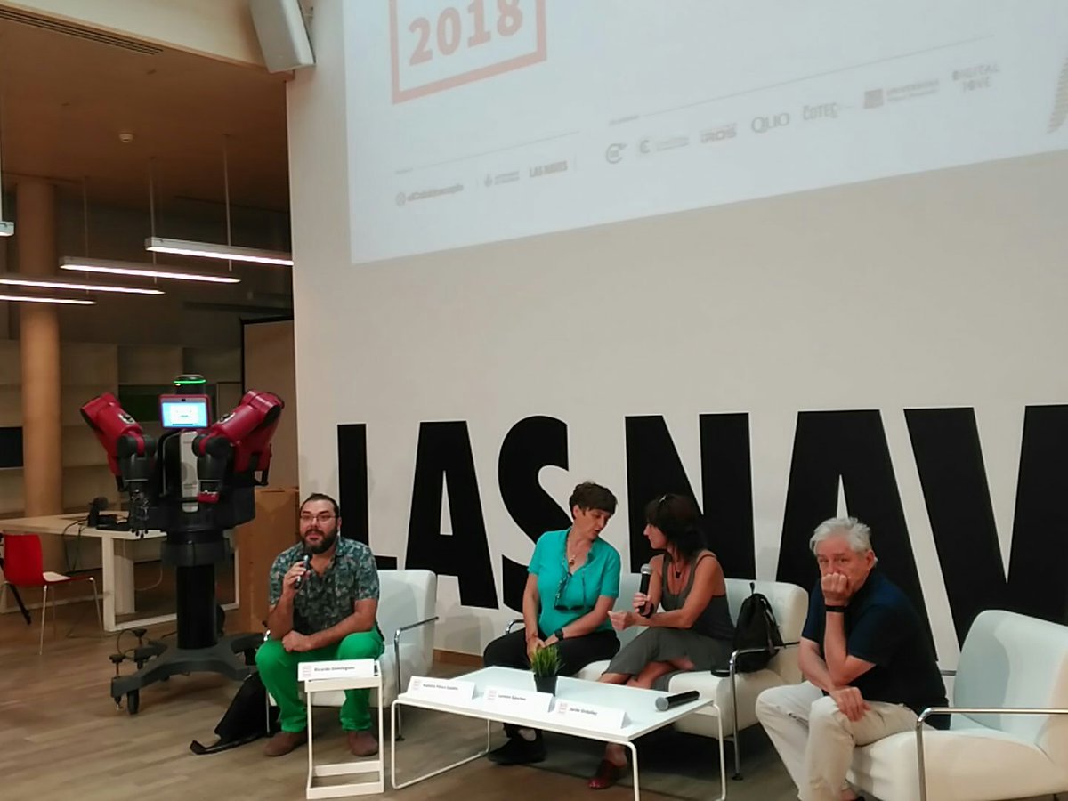 vlcinnovation's tweet photo. Natalia Pérez Galdós, @javierodonte @Hominidas de @QuoRevista y el director del festival presentan el #ROSFest18. ¡Pistoletazo de salida a la gran fiesta de la robótica! @AjuntamentVLC https://t.co/fyxdSjbuLe