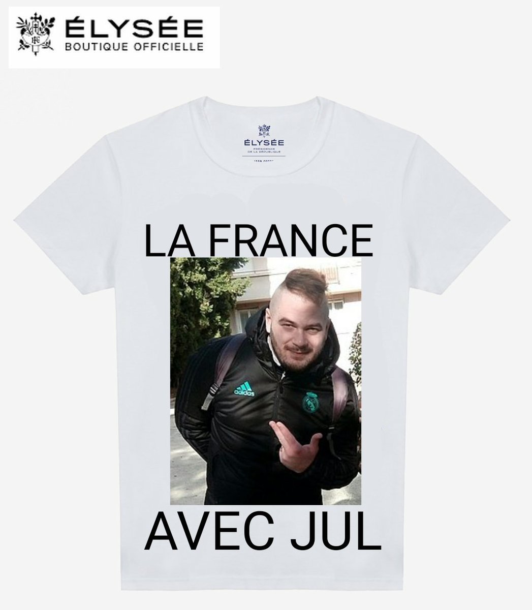 Memes2JuL's tweet photo. Franchement on critique mais ils sont pas si mal les T shirts de l'elysée https://t.co/oJZtqML3uU