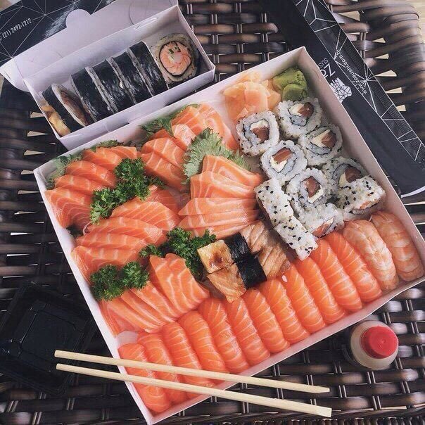 Bossfu_k's tweet photo. ขายซูชิ ราคา... ถ้าสนใจกินหากินเองครับ แต่ถ้าอยากให้ผมกินก็ทักมาครับ #ยืมเมจforex https://t.co/lX3HC8uGi3