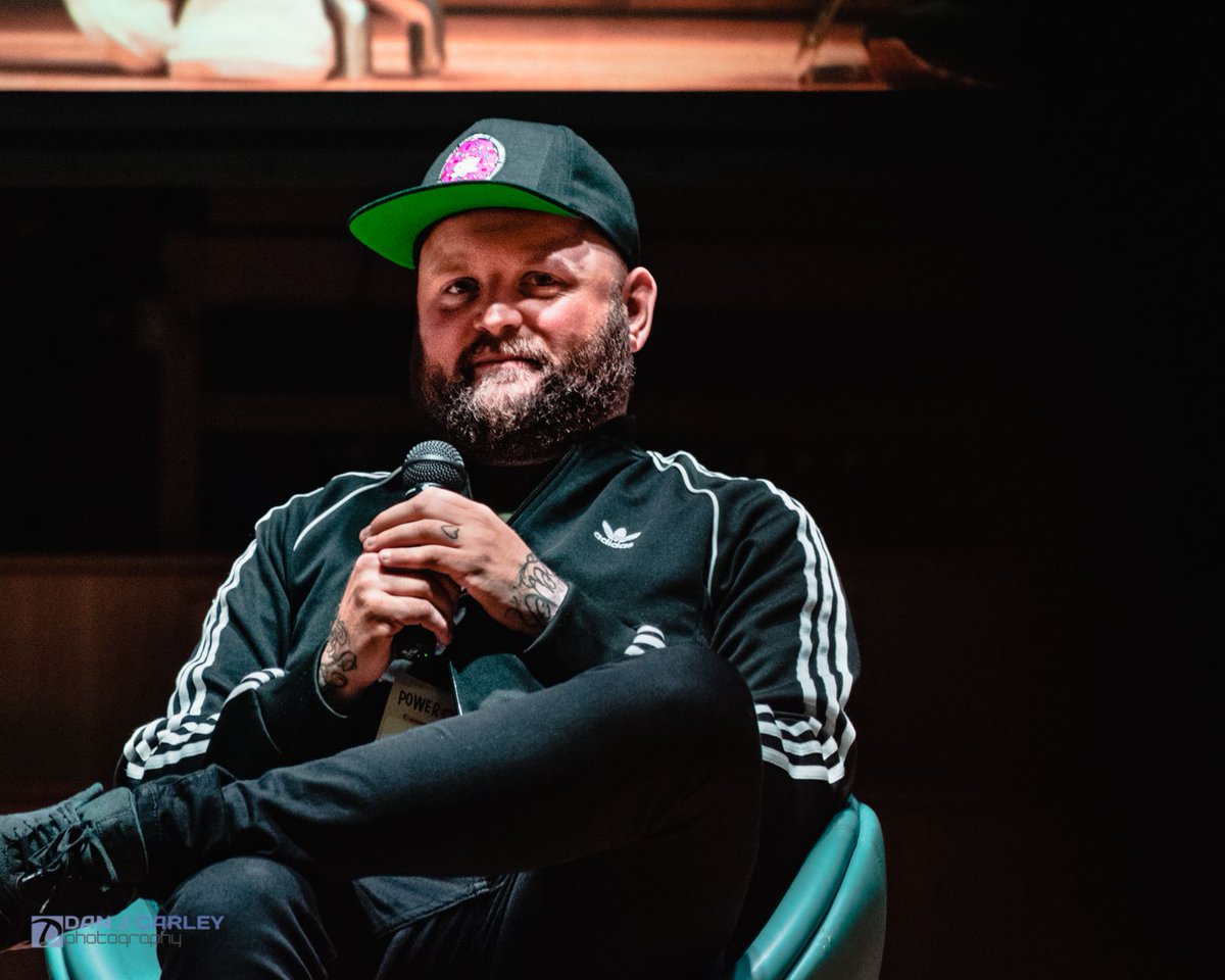 PhotographyDJC's tweet photo. Trying to up my stage portrait game maybe? quite possibly horribly! telephoto lens is not exactly great for low light and constant movement 😂, could not get a great ISO and high shutter speed, but here is a few from last weeks Power of Video #POVBelfast https://t.co/6oqzFvG88r