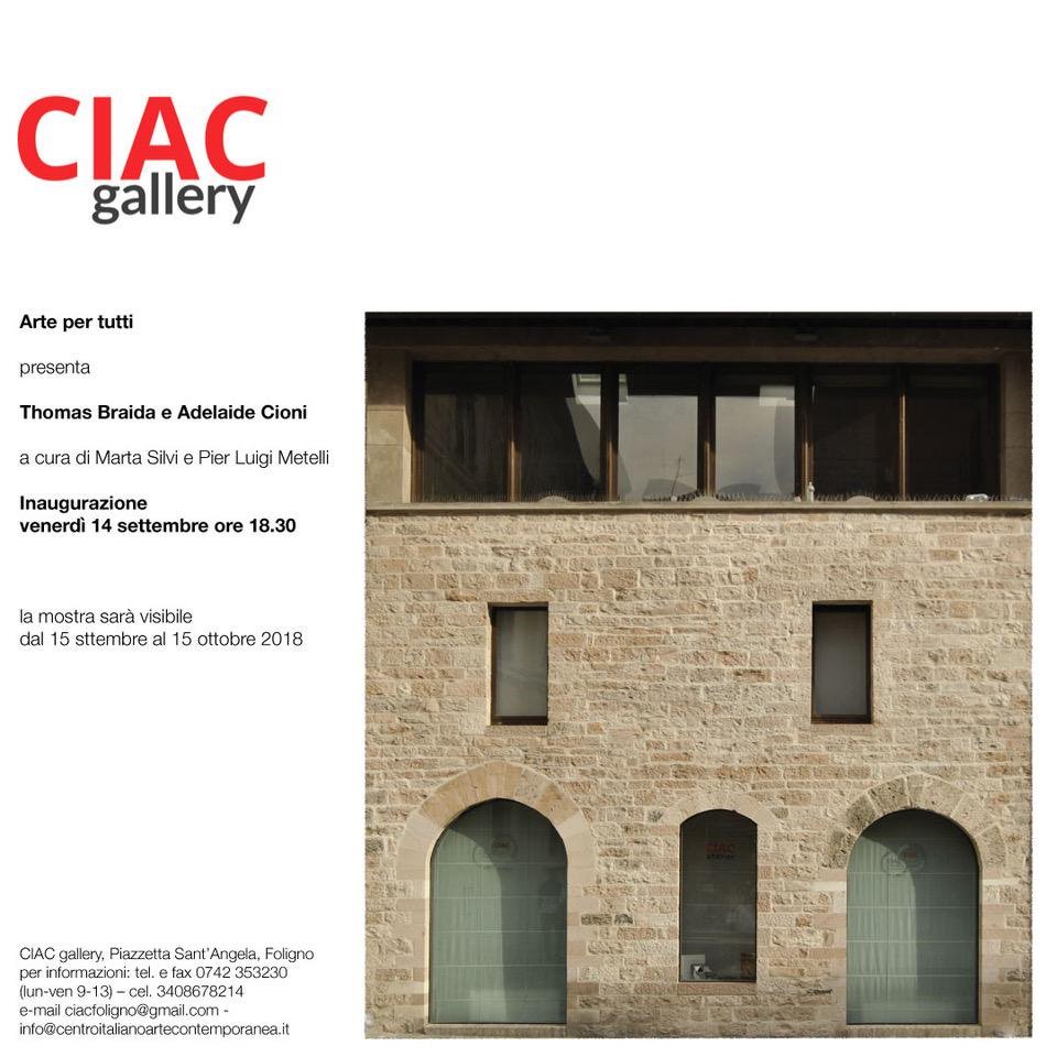 CIACfoligno's tweet photo. L’idea della vetrina su strada come spazio di condivisione pubblica dell’arte contemporanea, CIAC - Gallery  propone nuovo format espositivo, Arte per tutti. @CIACfoligno @artecontemporanea @adelaidecioni @thomasbraida78 @foligno https://t.co/2V8LGiCLFu