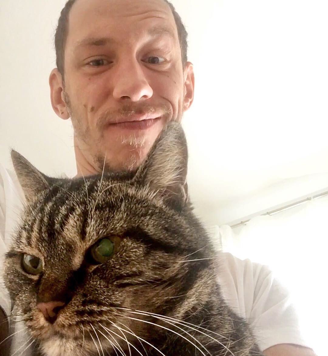 itsmrperf's tweet image. Tea time ☕️ with cat 🐈 
#tea #teatime #cat #cats