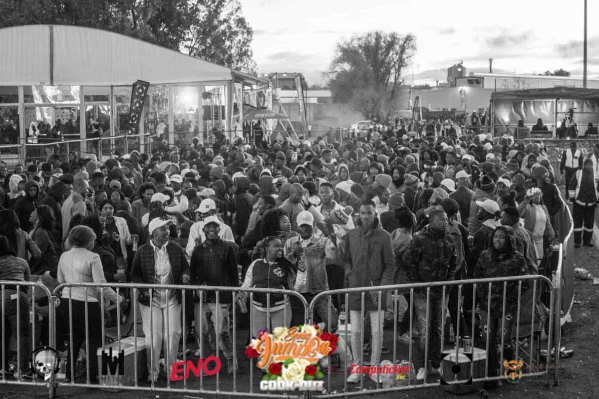 djmahoota's tweet image. #springjumpoff #springjumpoffcookout #springjumpoff18 @mahungracarwash  #extremeweathercondition  @eno @artsculturesa @channelotv @metrofmsa 🔥🔥🔥🔥🔥🔥🔥🔥🔥🔥🔥