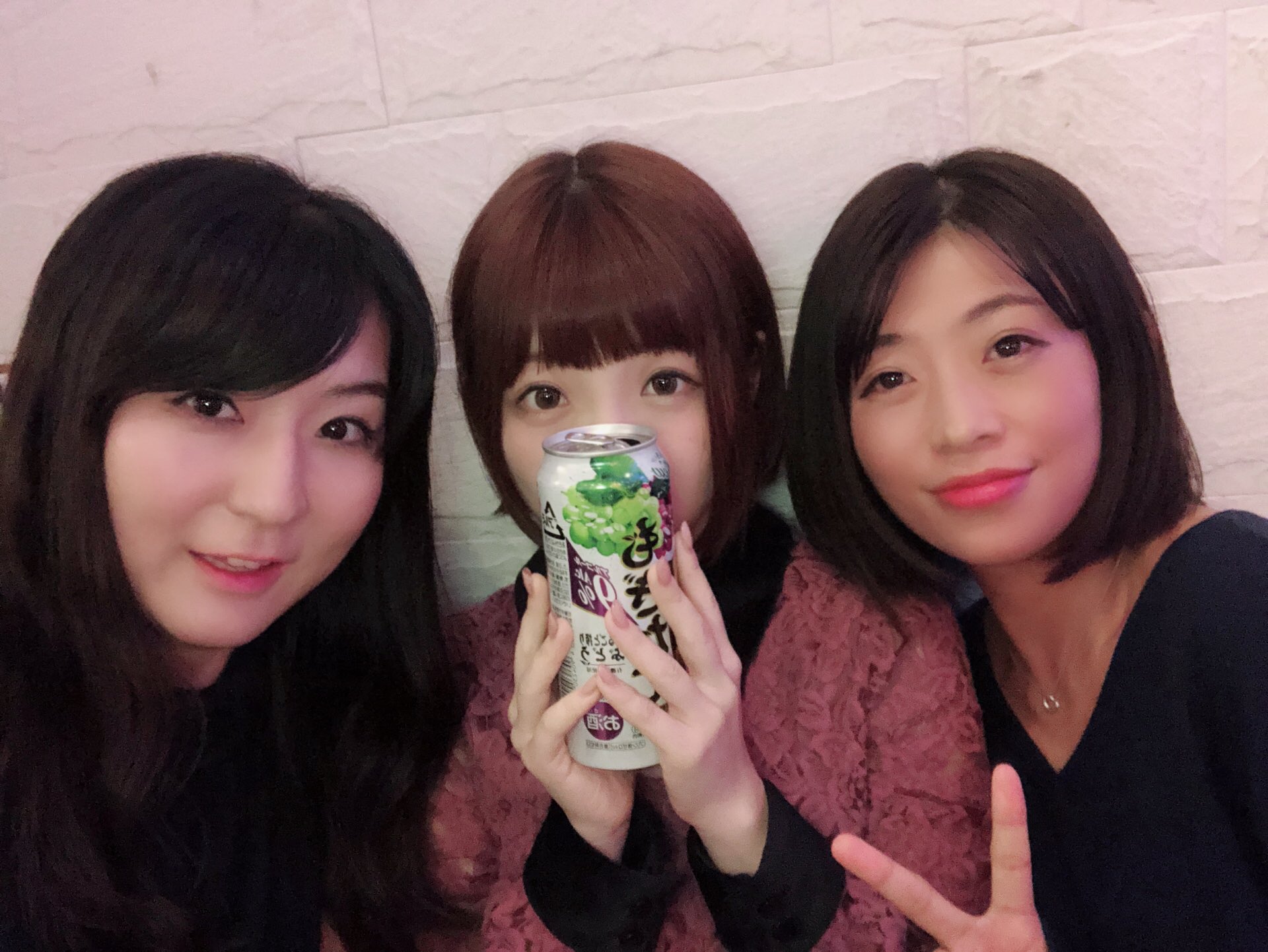 範田紗々 sasa handa on X: RT @k_mayunnnn: 久しぶりの越坂組です〜。  t.coFCY8aKuwp7  X