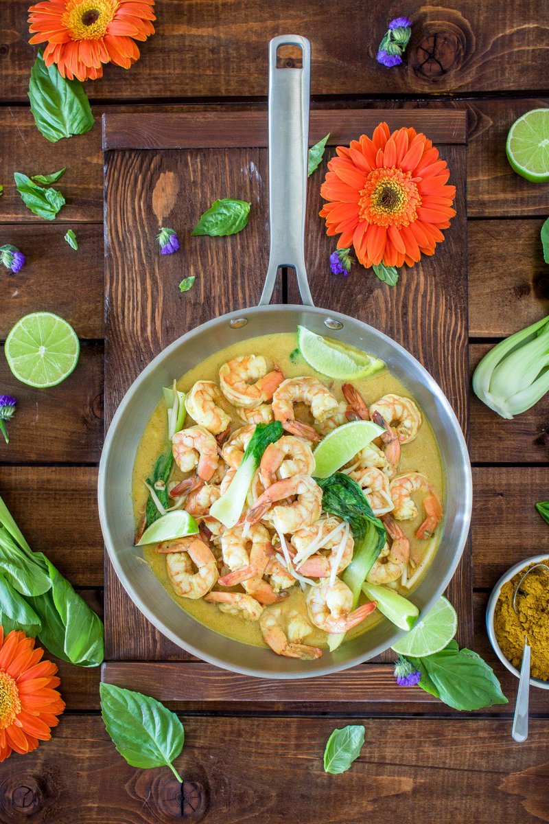 DomaineBonabaud's tweet photo. You may be surprised to hear that our #wines make a perfect accompaniment to many South Asian dishes. Try our Emile Bertaud - Cuvée 1919 the next time you make a juicy prawn curry, and thank us later 😉 https://t.co/EuU8AxPlyS