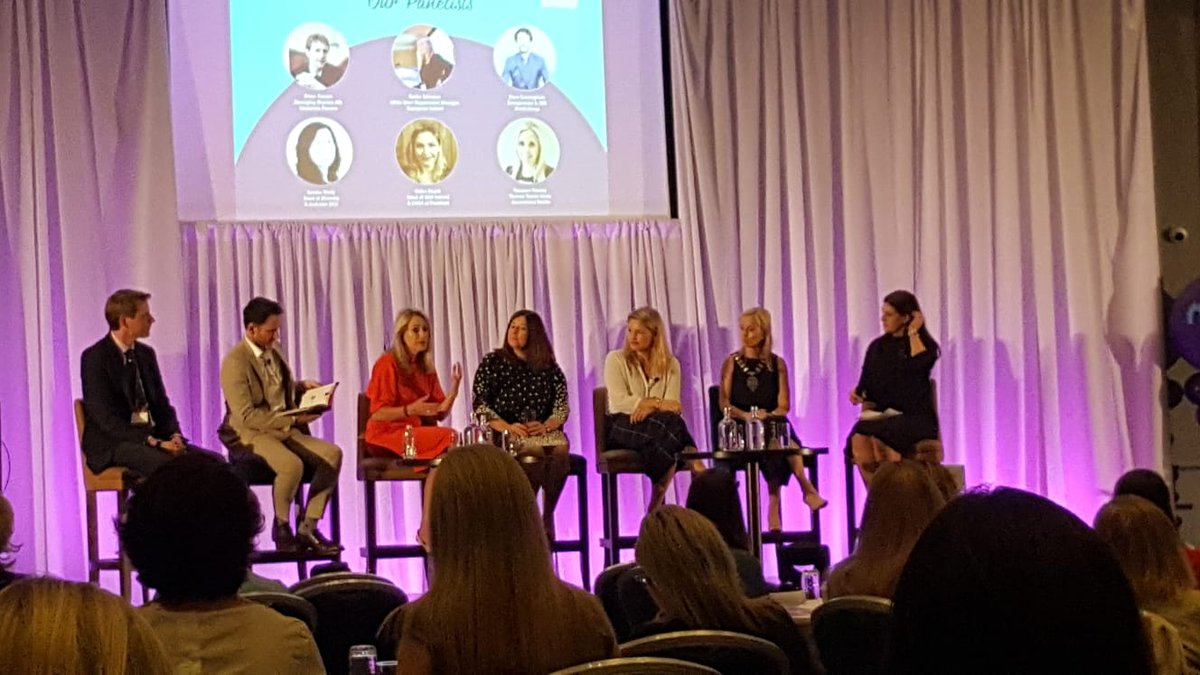 cnlifestyle_'s tweet photo. Some amazing speakers here today in @TheGalmont for @Network_Ireland #ConquerYourSummit conference! 😊

Owen travers, Sarita Johnston, Dave Cunningham, Sandra Healy, Helen Smyth, Roseann Heavy. 

Also Ailbhe and Isabel Keane from @izzy_wheels 👏

#Cellnutrition #Galway https://t.co/Xq2CCK4SSj