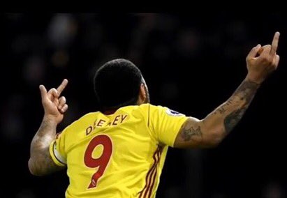 GeezerBoard's tweet image. "Too many people just want to be told how great they are. Just be happy with yourself. We’ve all got flaws. I’ve got a big head and teeth like a shark. So what? It is what it is"