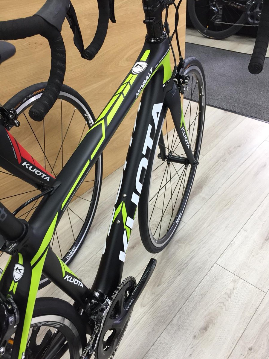 racescene_uk's tweet photo. Two more Kuota Kobalts ready to go. Built with Shimano 105, Shimano RS010 wheelset and Deda Finishing Kit ๐ด๐ป๐ฎ๐น #Racescene #Kuota #ItalianCycles #barnsleyisbrill https://t.co/HGCcJozBtb