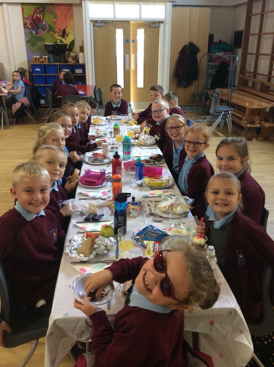 rlhughesAIM's tweet photo. Congratulations to all our Achievement winners this week who have enjoyed their lunch and waitress service at ‘The Best Seats in the House’ table. #reward https://t.co/k3DB15Ktdz