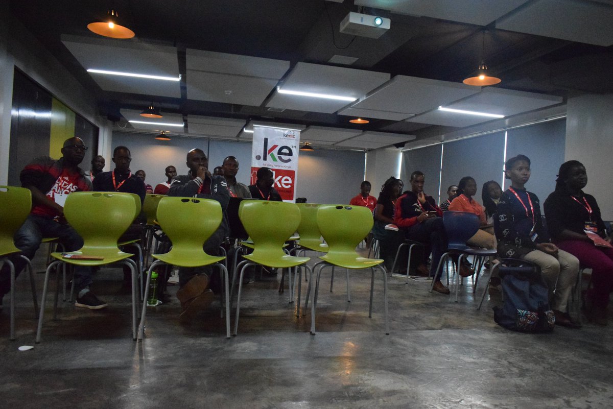 KenicTLD's tweet photo. Its an interactive session with web developers courtesy of @JoomlaDayKenya on having an effective online presence on optimized websites for brands. #jdayke18 @kenyawebexperts #DigitalMarketsKe https://t.co/IOWnF3lJ4N