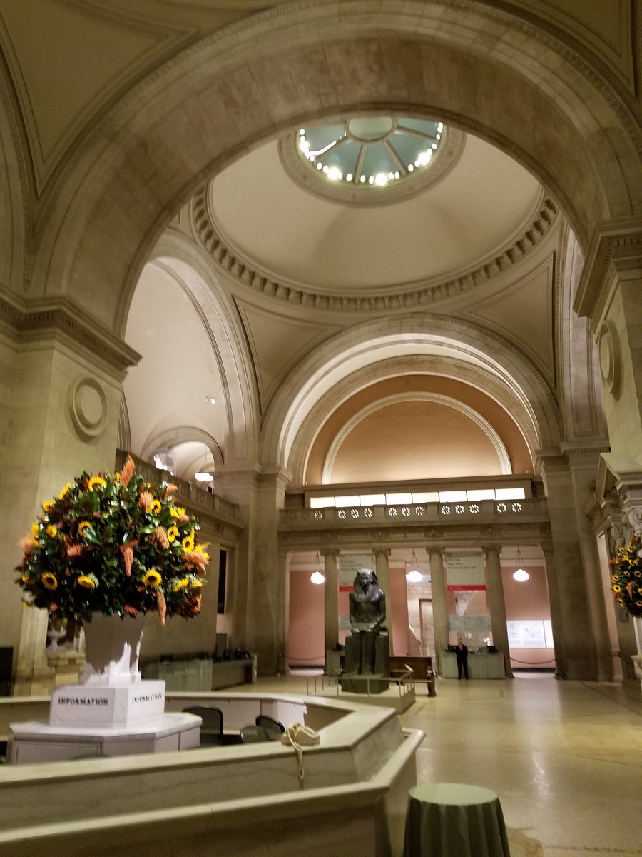 Crwrealife's tweet photo. Fabulous opening last night of the new #Delacroix exhibit @metmuseum How great also is an #EmptyMet (pic 2)? #art #nycatnight https://t.co/vYMWHD4JxX