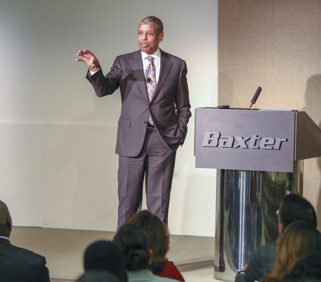 baxter_intl's tweet image. To further foster an inclusive &amp;amp; diverse environment, we hosted @UVA @DardenMBA professor @levdifference, who shared how building connections through trust, relationship strength, personal rapport &amp;amp; never losing sight of the company’s mission nurture a highly-motivated workforce.