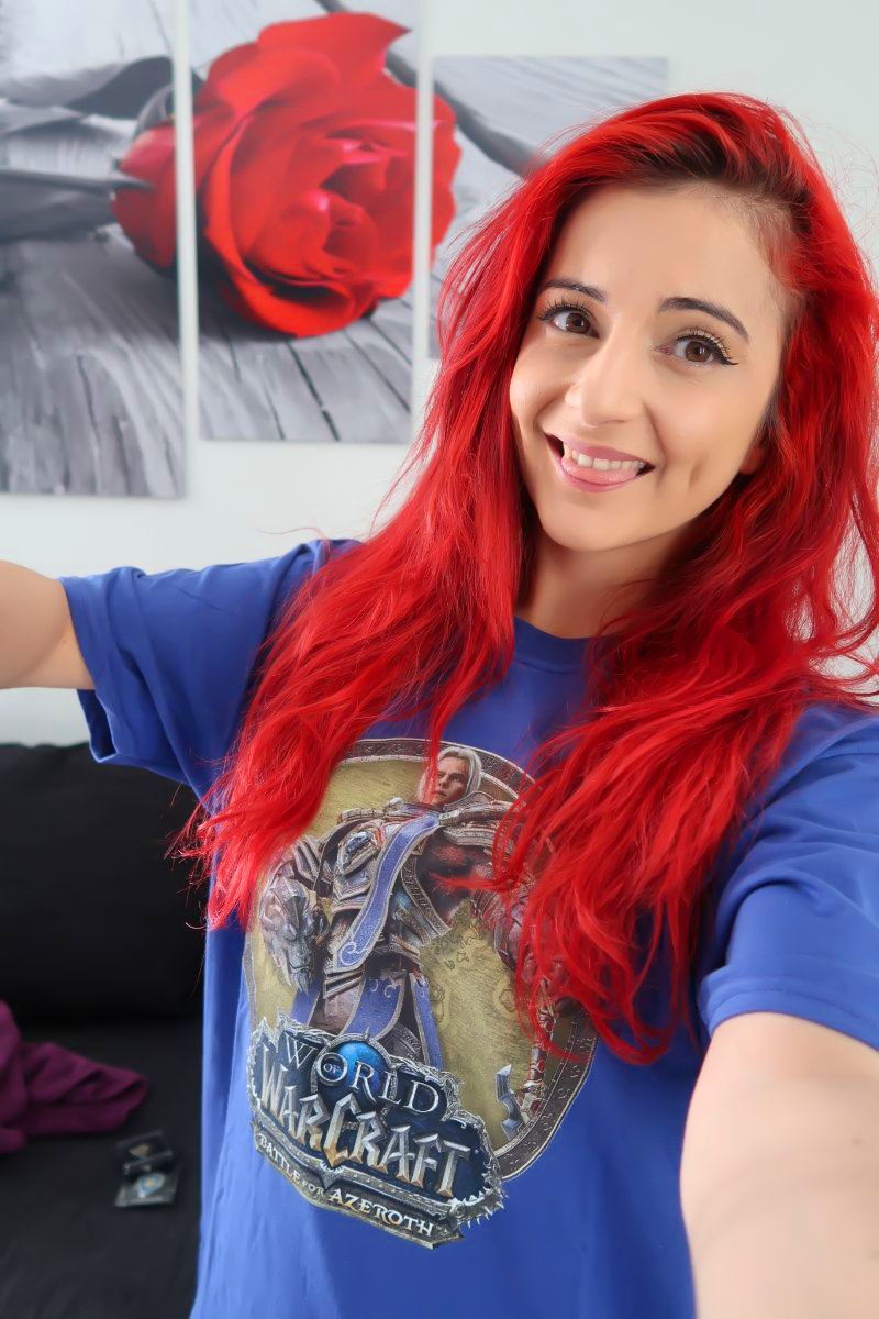 anniefuchsia's tweet photo. Who are you fighting for in the #Warfronts?!

Are you #ForTheAlliance like me, or are you #ForTheHorde like Luna? 😼

RT, follow and respond ♥️ for a chance to win your own faction's TEE, BRACELET and PIN!

Thank you Blizzard for providing this 💙 https://t.co/x8F5cvoRAm