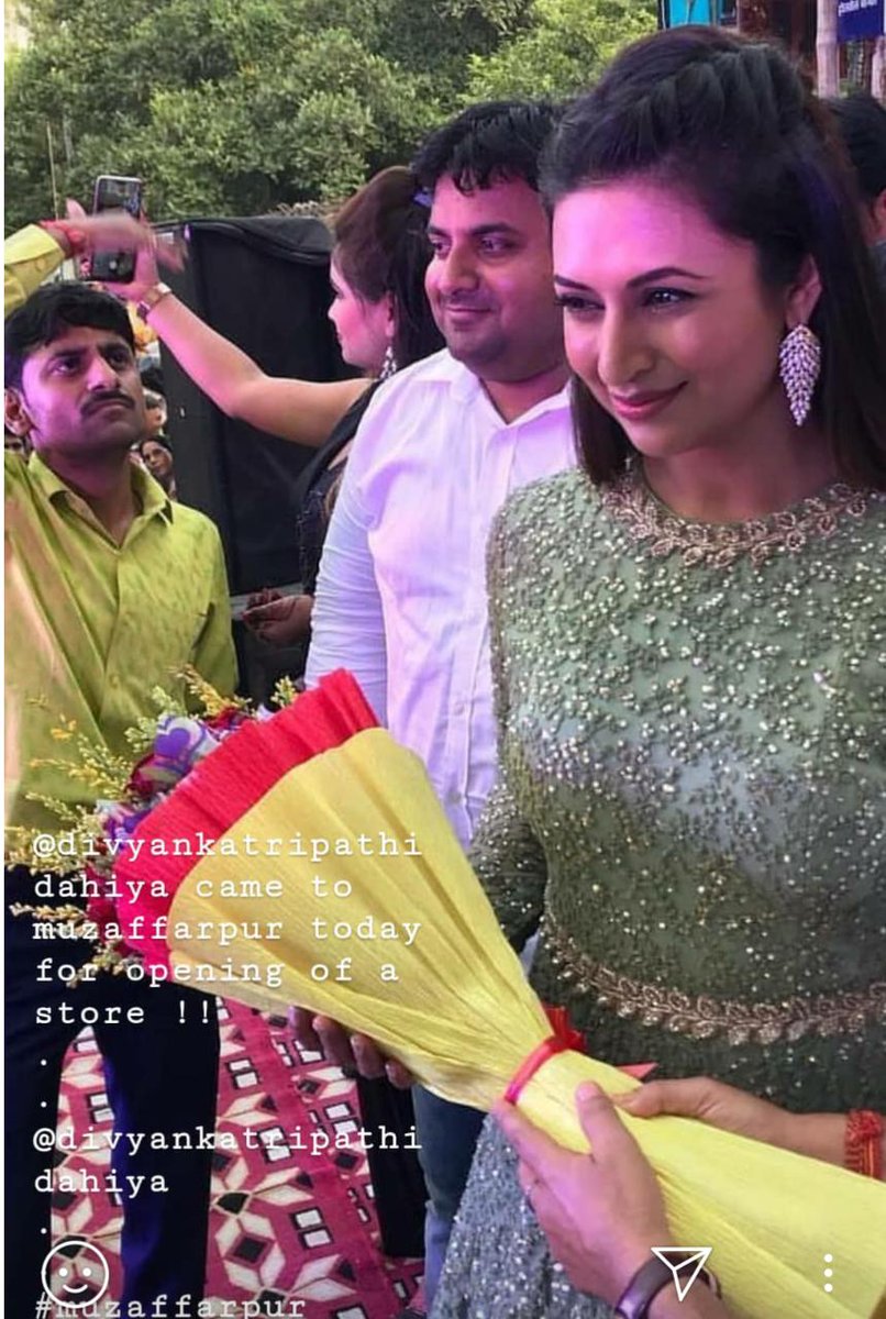 katrapallyanagh's tweet photo. Queen from muzzafarpur #launch #HSmall #bihar @Divyanka_T @Divyanka_T https://t.co/GRzLhDCoJY