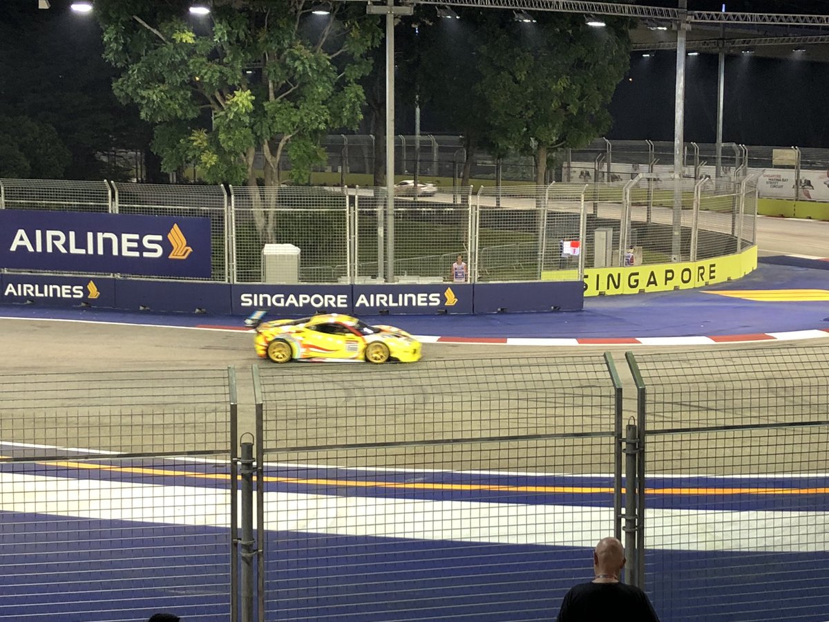 lauramaddison's tweet image. #SingaporeGP  what a start! Having an amazing experience with #dickerdata and #citrix