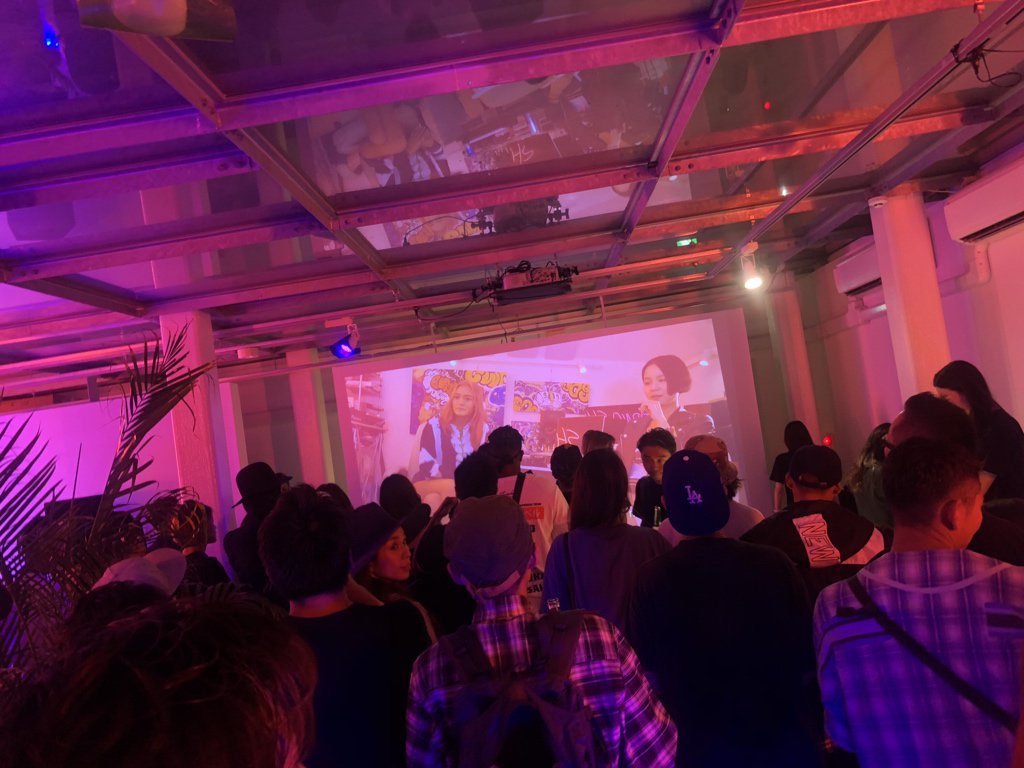 53RS's tweet photo. DFT - 2nd new album
*PORNO SHOP* release listening party #dfttokyo #pornoshop https://t.co/zdKgqH40Ax