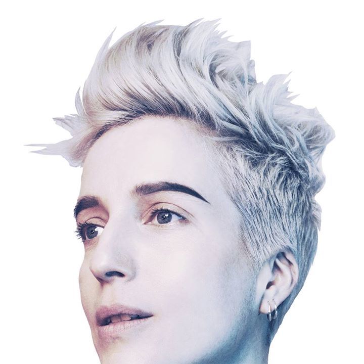 Le nouvel album de JEANNE ADDED est sorti ! 😍

🎧 RADIATE en écoute > jeanneadded.lnk.to/RadiateALL ift.tt/1Ib9BHZ