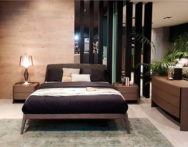 ginardi_srl's tweet photo. 📷 Alf DaFrè.
Letto Ecate e comodini Adj.
✅ In mostra presso il nostro show-room...
.
.
.
.
#interiors #archilovers #architecturelovers #interiordecor #letto #cameradaletto #bed #designbest #alfdafre #alfdafrè
#architettoroma #architetto #progettarec… https://t.co/5rnc3dO525 https://t.co/6AfwMzG8ef