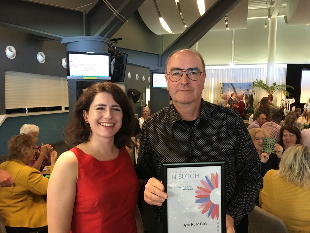 bhgsforum's tweet photo. BRONZE A great achievement for Dyke Road Park in the Park of the Year category. South and south east in bloom awards today #Amex #Brighton @Saoirsejh @BrightonHoveCC #stevegold https://t.co/r2ilGIfMOW